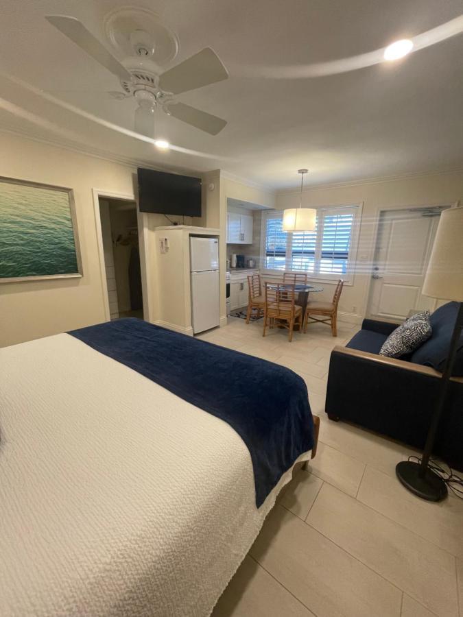 High Noon Beach Resort Lauderdale-by-the-Sea Bagian luar foto